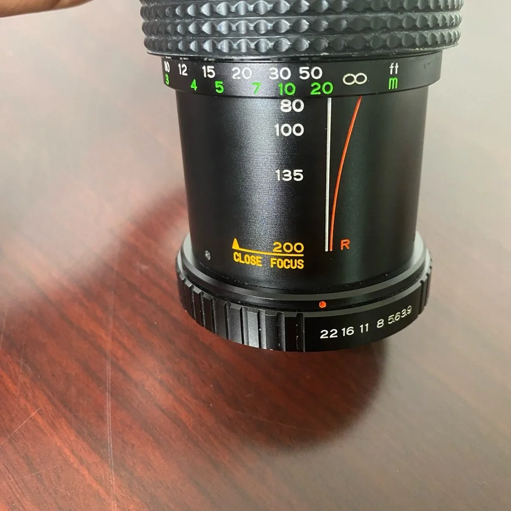 Sakar auto zoom f=80-200mm 1:3.9/4.5 No.81483 black Lens made in Japan